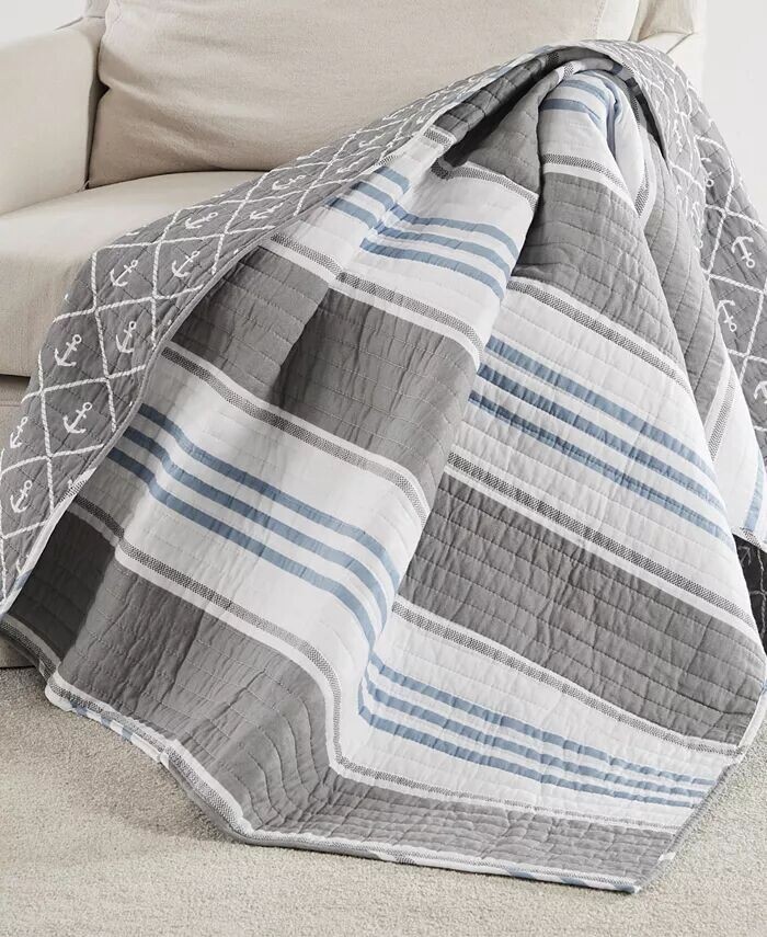 

Двусторонний стеганый плед Провинстаун, 50 x 60 дюймов Levtex, серый