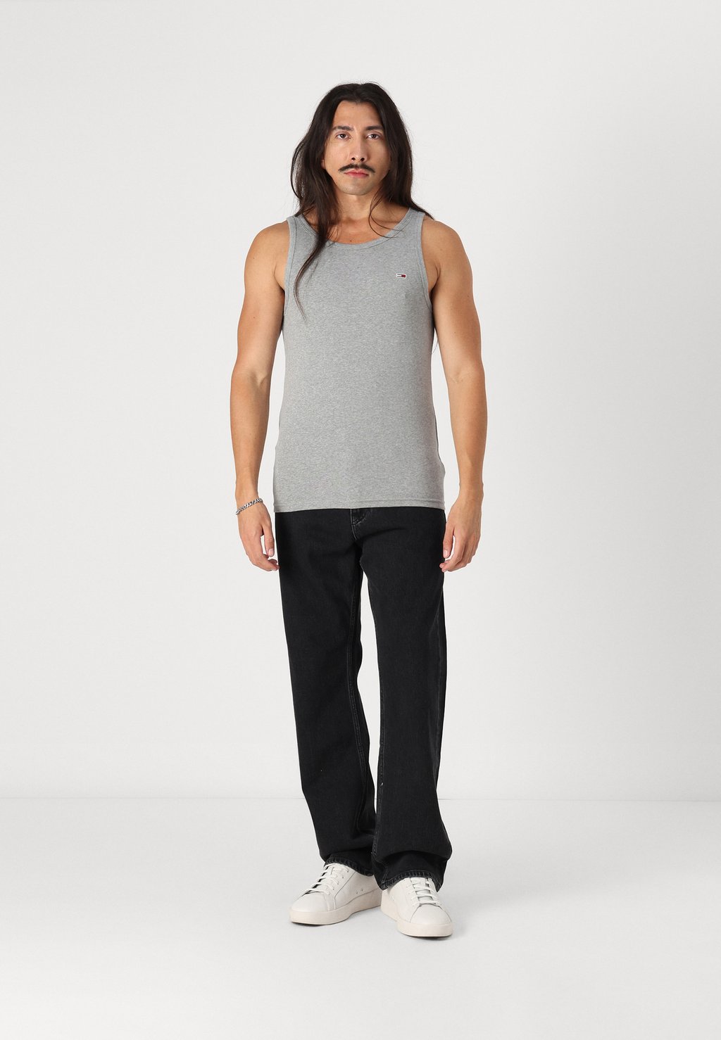 

Джинсы прямого кроя OTIS REGULAR STRAIGHT Tommy Jeans, черный