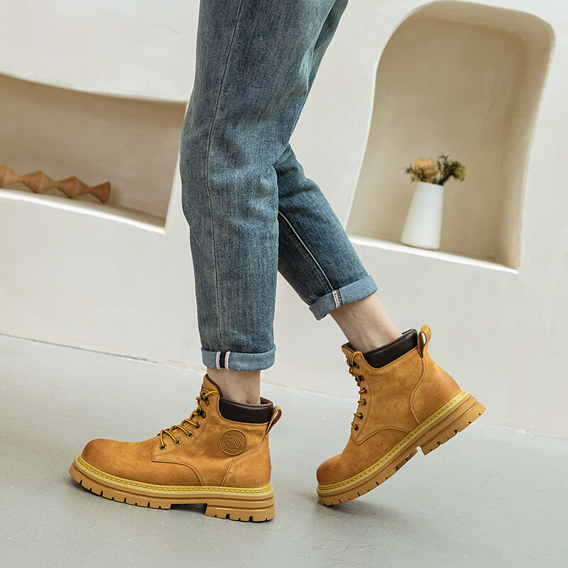

Мужские ботинки Cahhrrn X Martin Boot Men Beige Xiangcheng