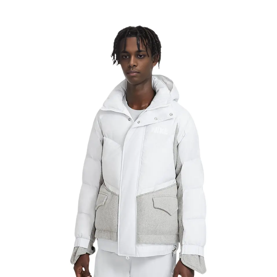 Sacai X Пуховик мужской Pure Platinum Nike, цвет Pure Platinum — фото 3