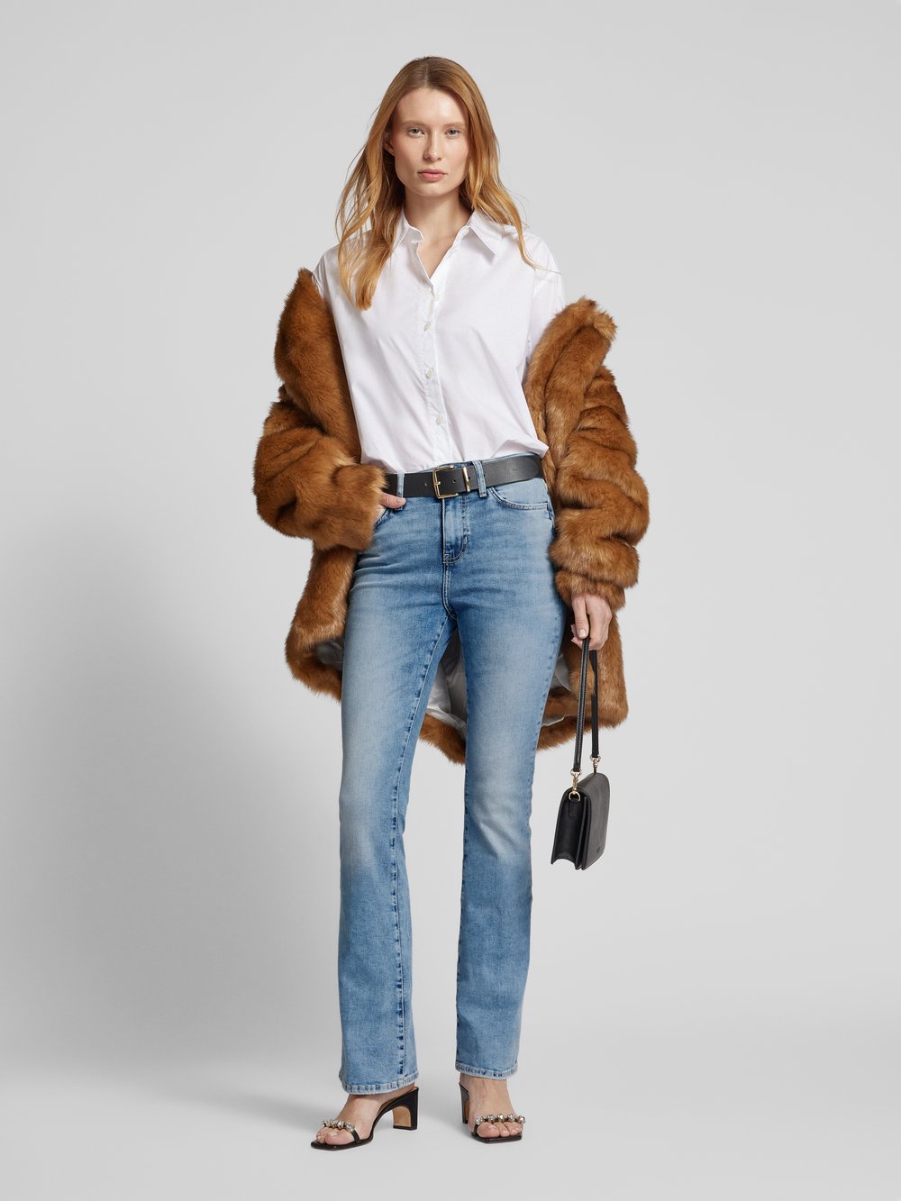 

Джинсы Bootcut с 5 карманами, модель «SEXY» Guess, светло-голубой