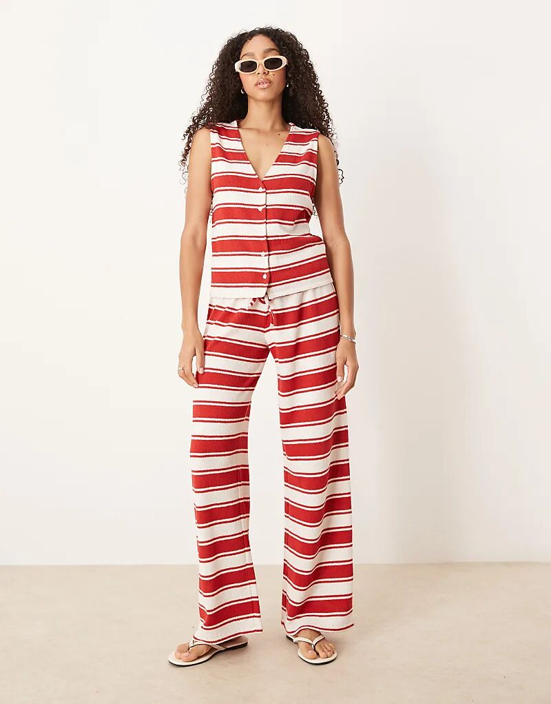 

Широкие брюки ASOS DESIGN в красно-кремовую полоску
