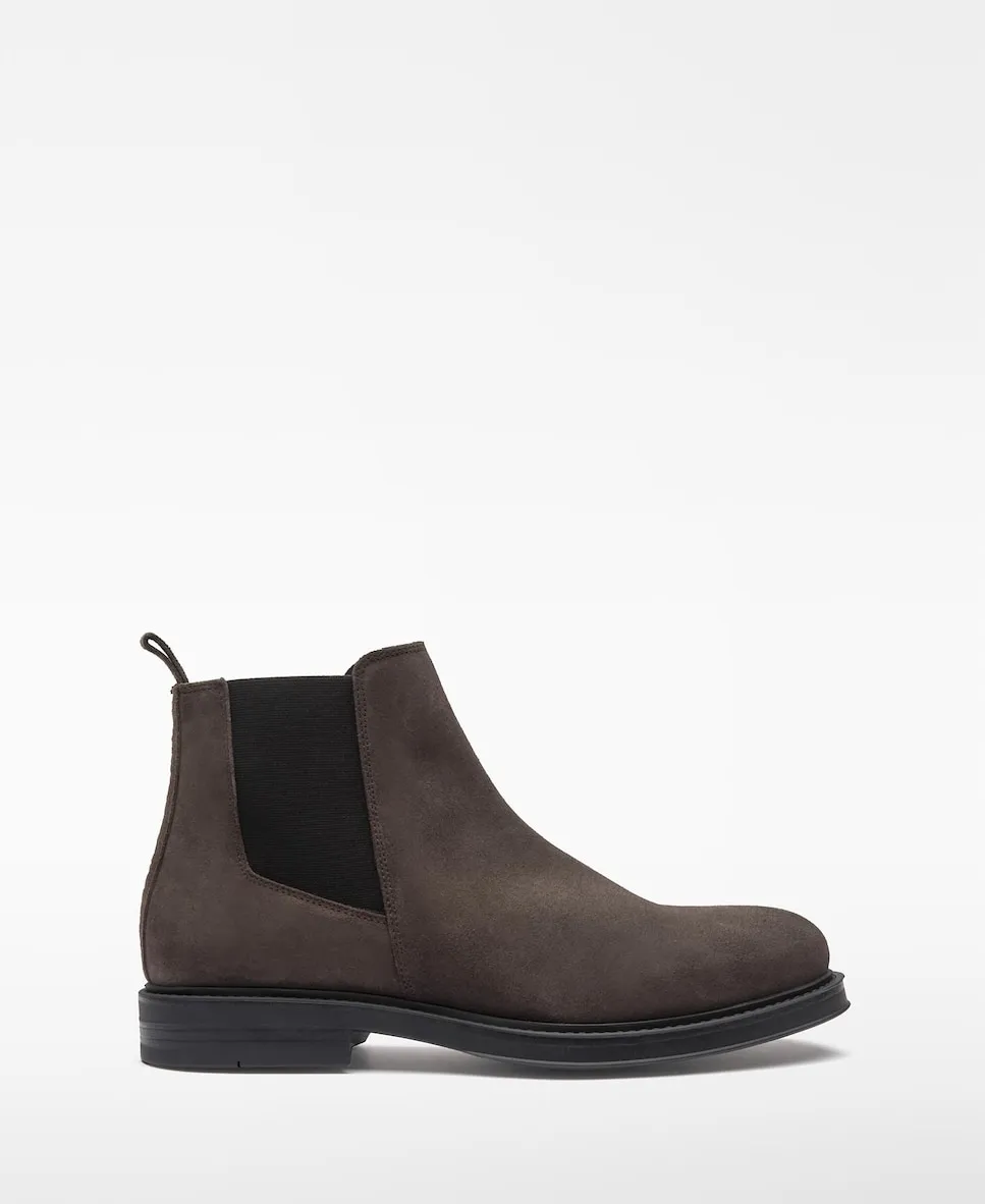 

Мужские челси из замши Adolfo Dominguez, серый