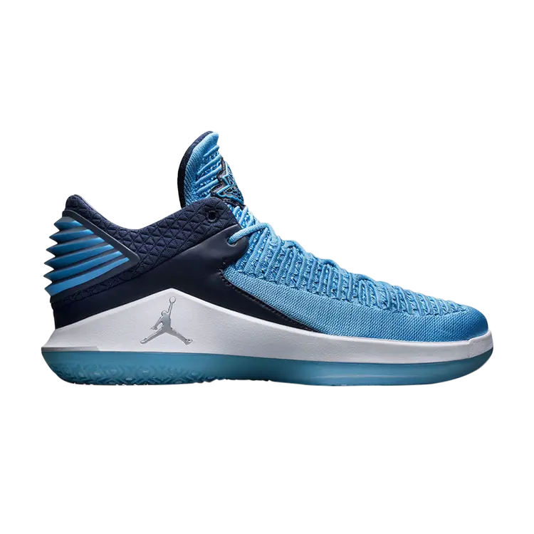 

Кроссовки Air Jordan 32 Low PF 'Win Like '82', синий