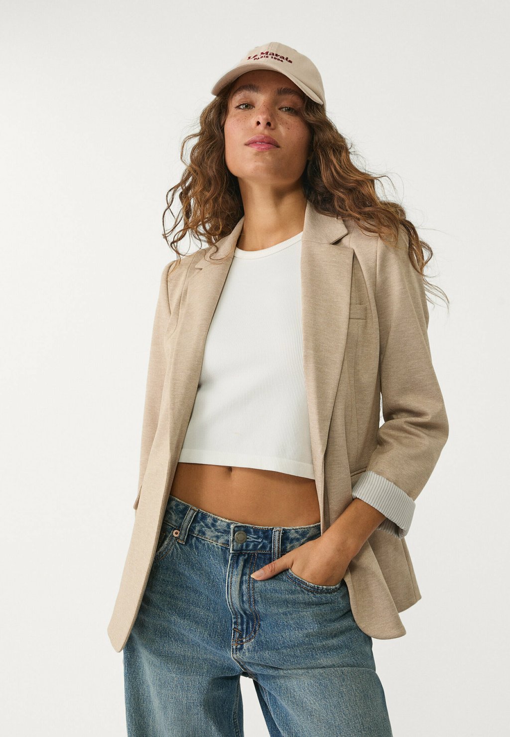

Блейзер Stradivarius, бежевый
