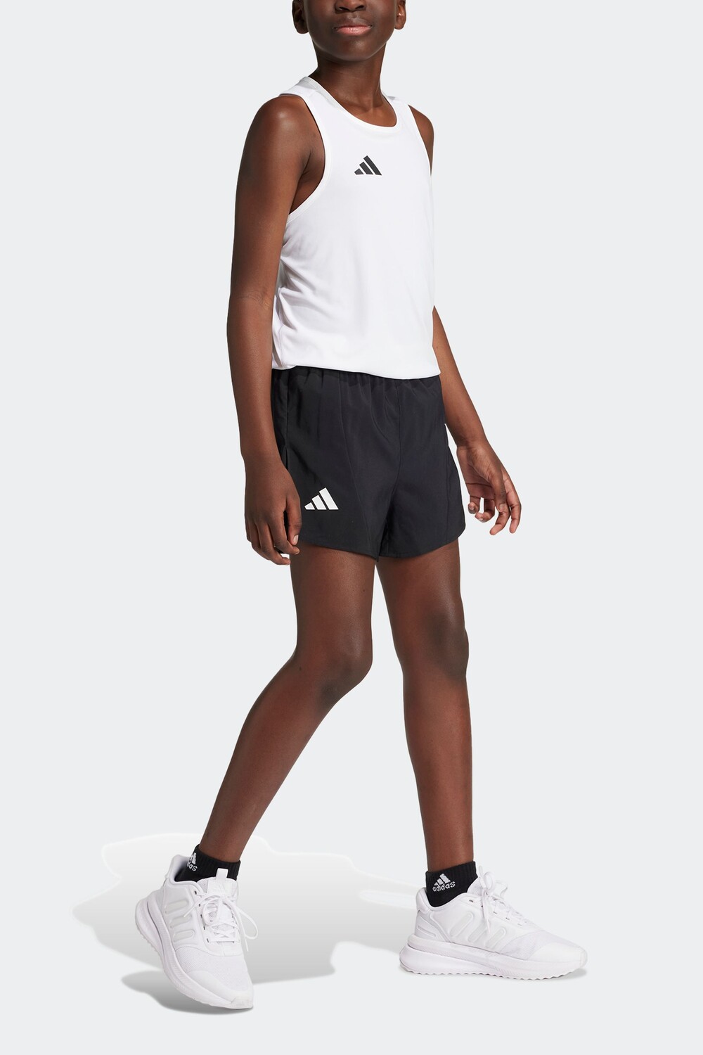 

Детские шорты с разрезом команды Adidas, черный