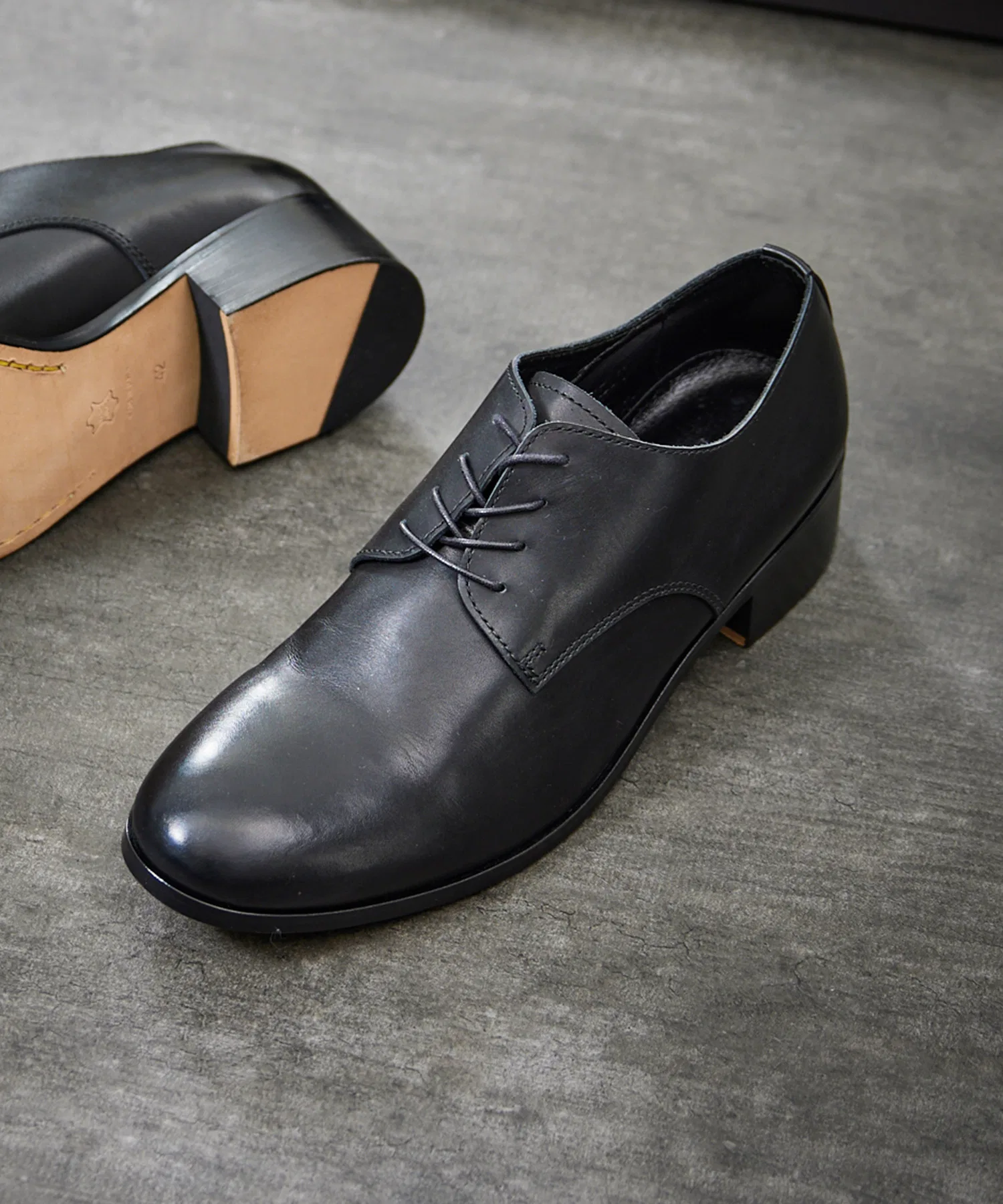 Мужские кожаные туфли PADRONE BL DERBY SHOES