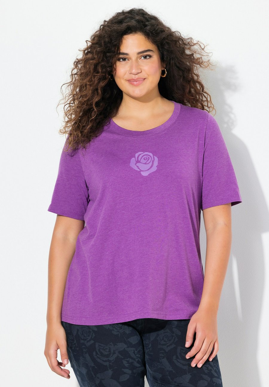 

Футболка Ulla Popken SHORT SLEEVE GRAPHIC, Purple, Фиолетовый, Футболка Ulla Popken SHORT SLEEVE GRAPHIC, Purple
