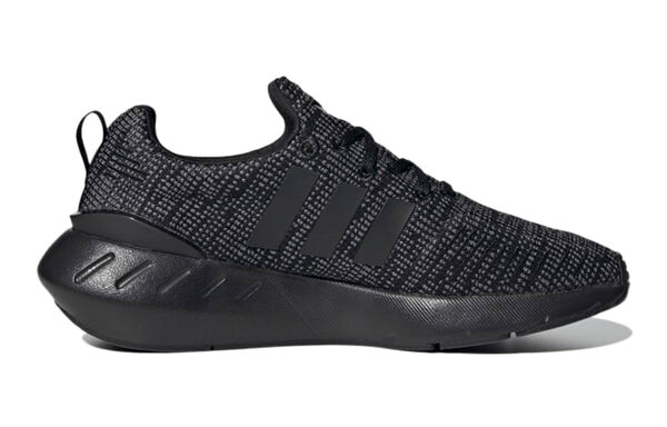 Кроссовки оригинальные swift run 22 Adidas, черный — фото 2