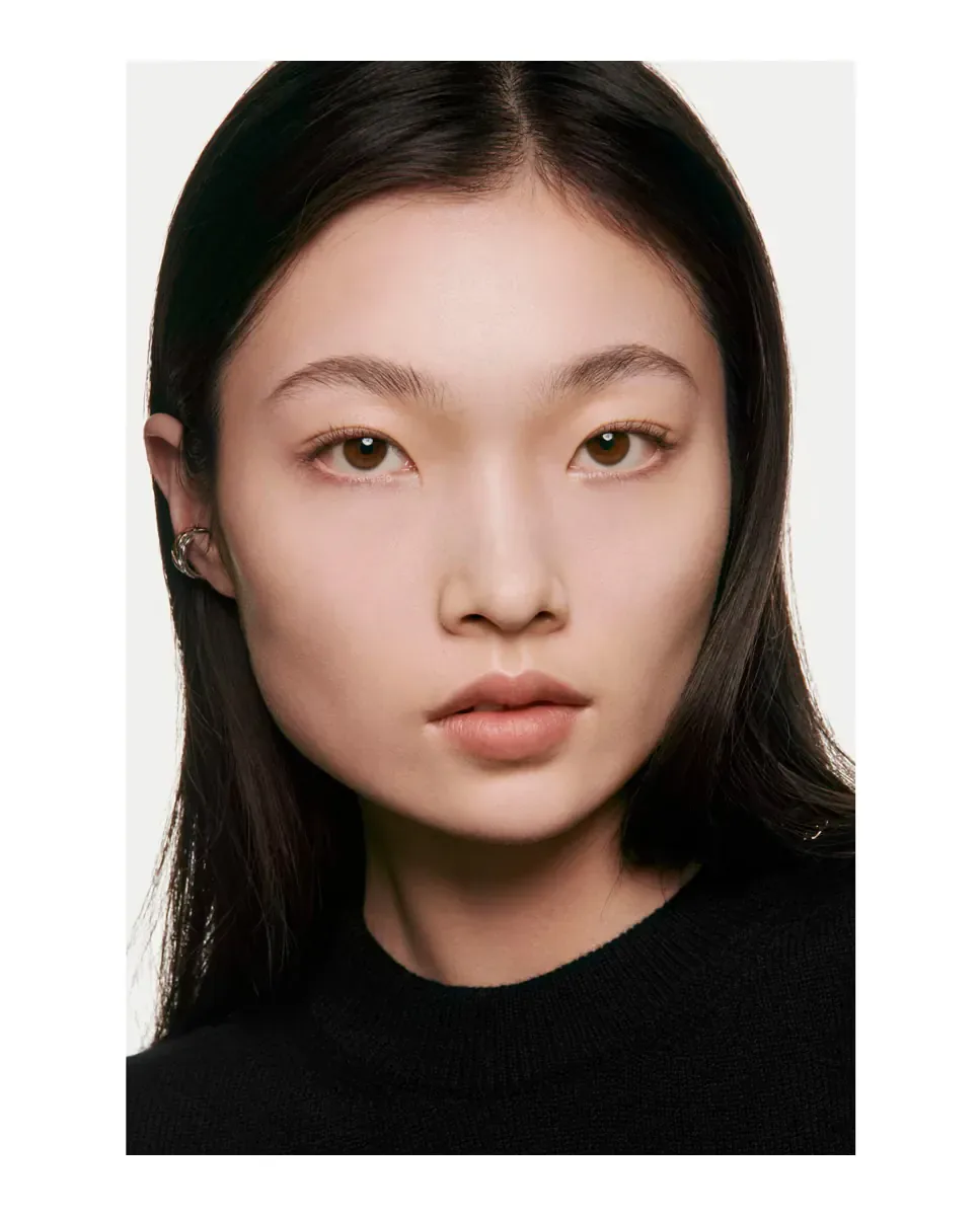 Sublimage L'Essence De Teint Сыворотка-тональный крем для создания сияния Chanel, Br12 — фото 4