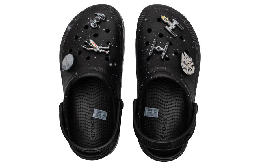 Сандалии Crocs x Star Wars Off Court Clog 'The Galaxy', черный — фото 2