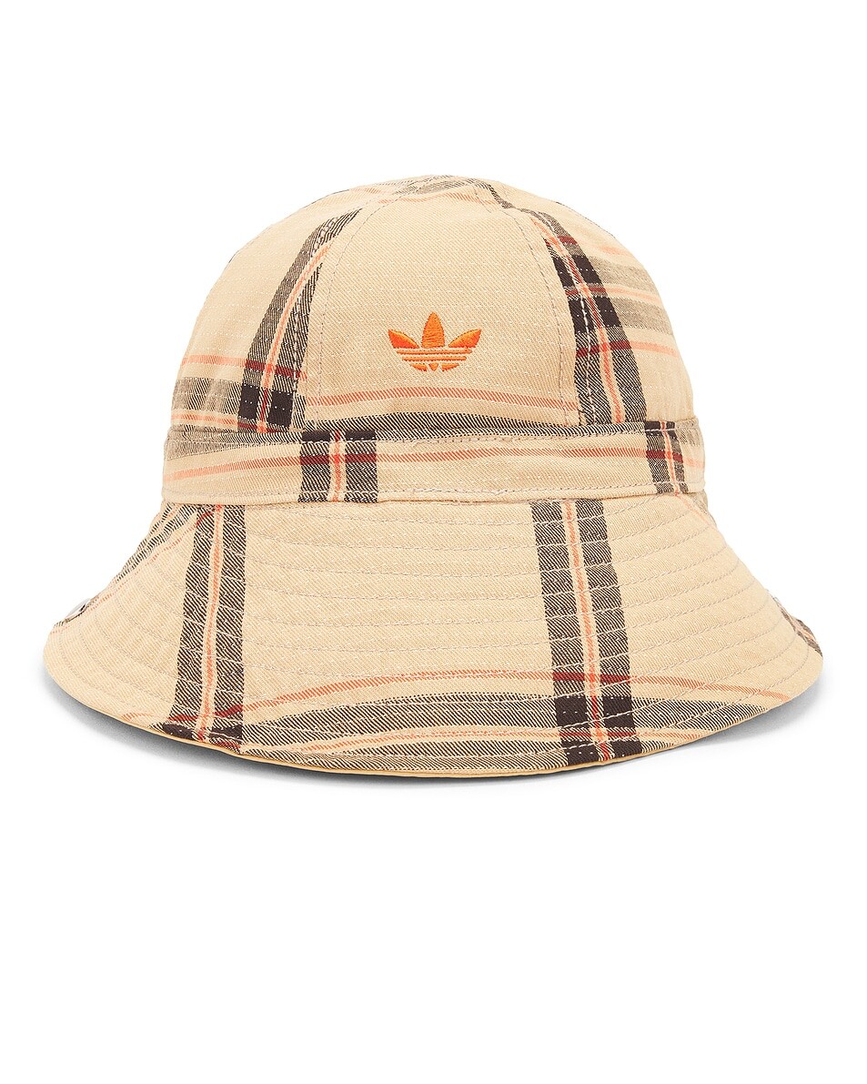 

Кепка мужская Hat Adidas By Wales Bonner, бежевый