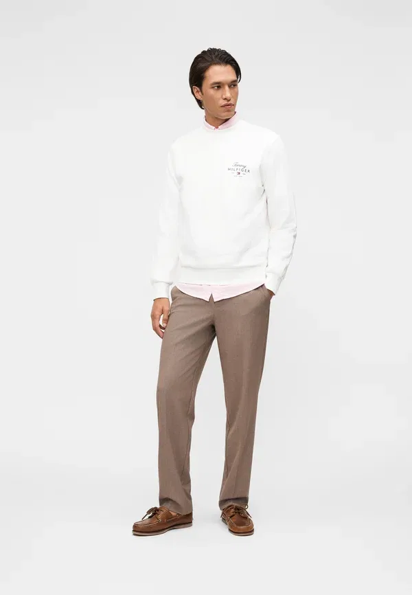 Свитшот Tommy Hilfiger Script Stack Brand Love, белый — фото 2