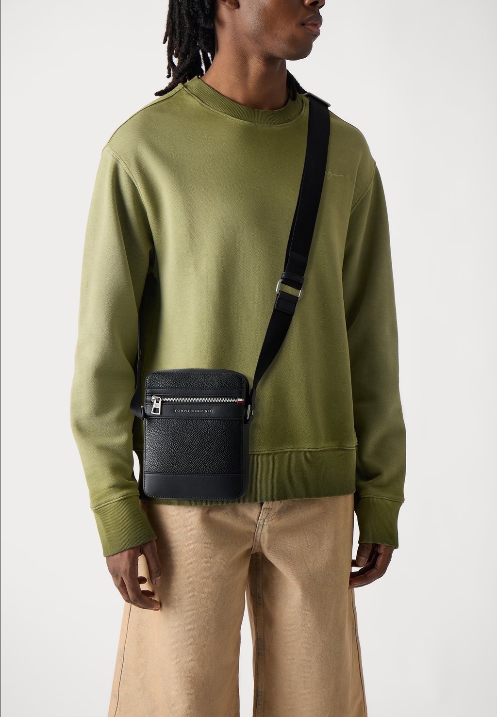 

Сумка через плечо CENTRAL MINI REPORTER - Across body bag Tommy Hilfiger, черный