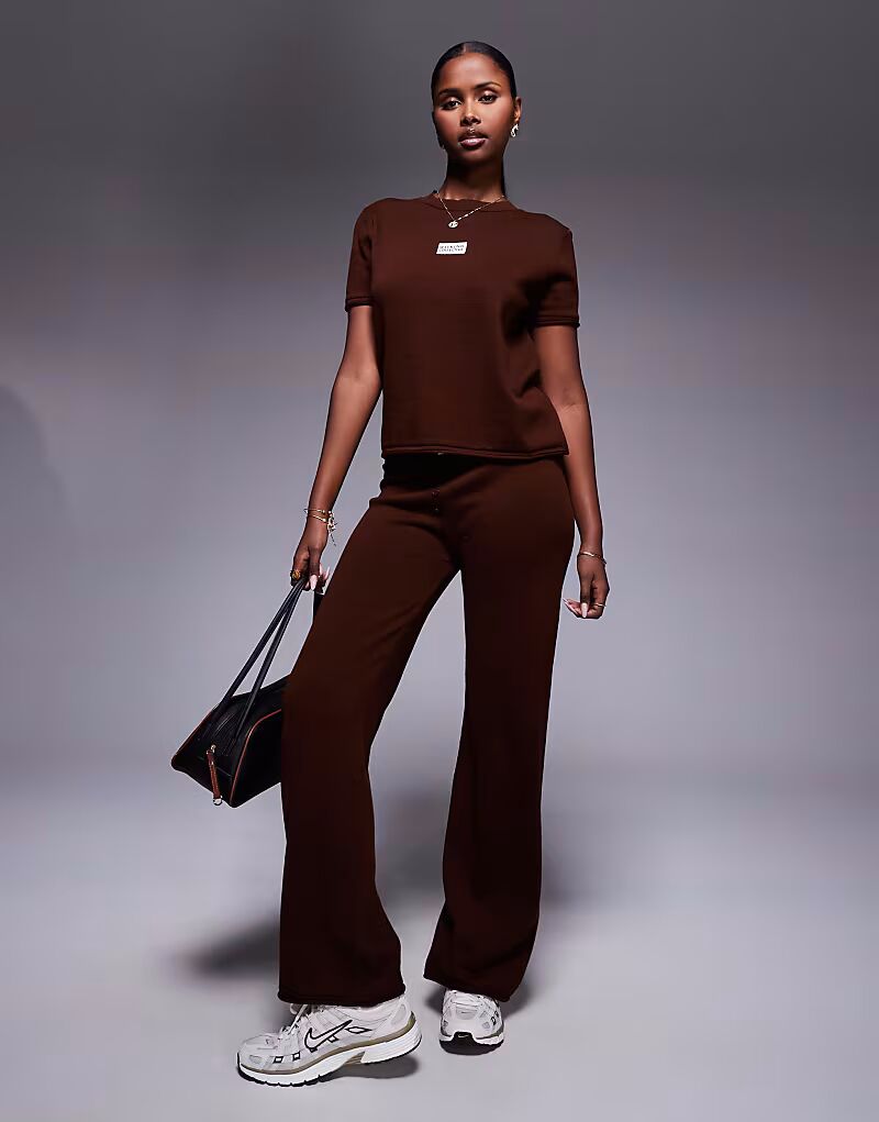 

Трикотажные брюки-джоггеры Weekend Collective Coord с широкими штанинами шоколадного цвета Asos Weekend Collective