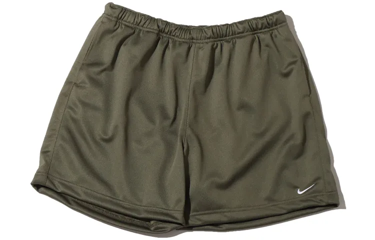Nike Повседневные шорты Men's Medium Olive Moderate