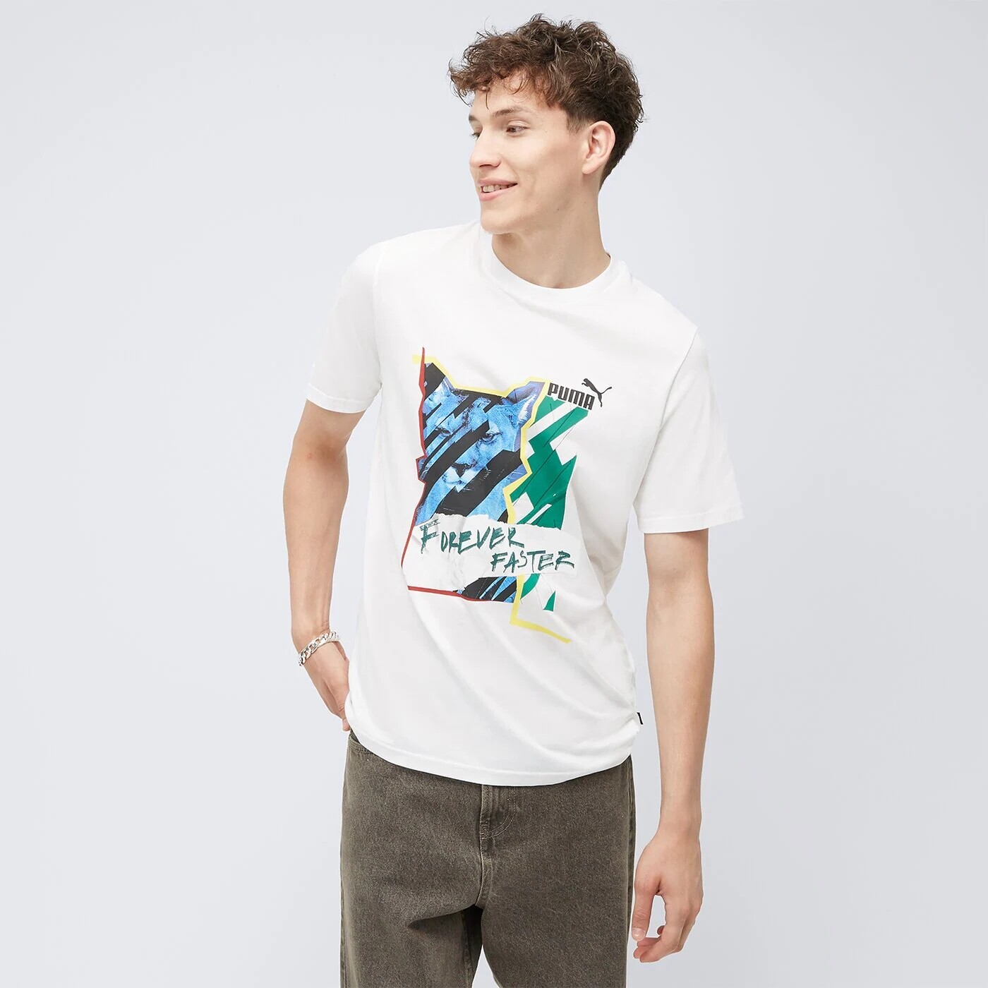 

Футболка Puma с графикой, белый