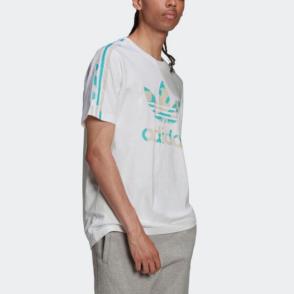 Футболка Men's adidas originals Pattern Camouflage Logo Stripe Short Sleeve White T-Shirt, белый — фото 4