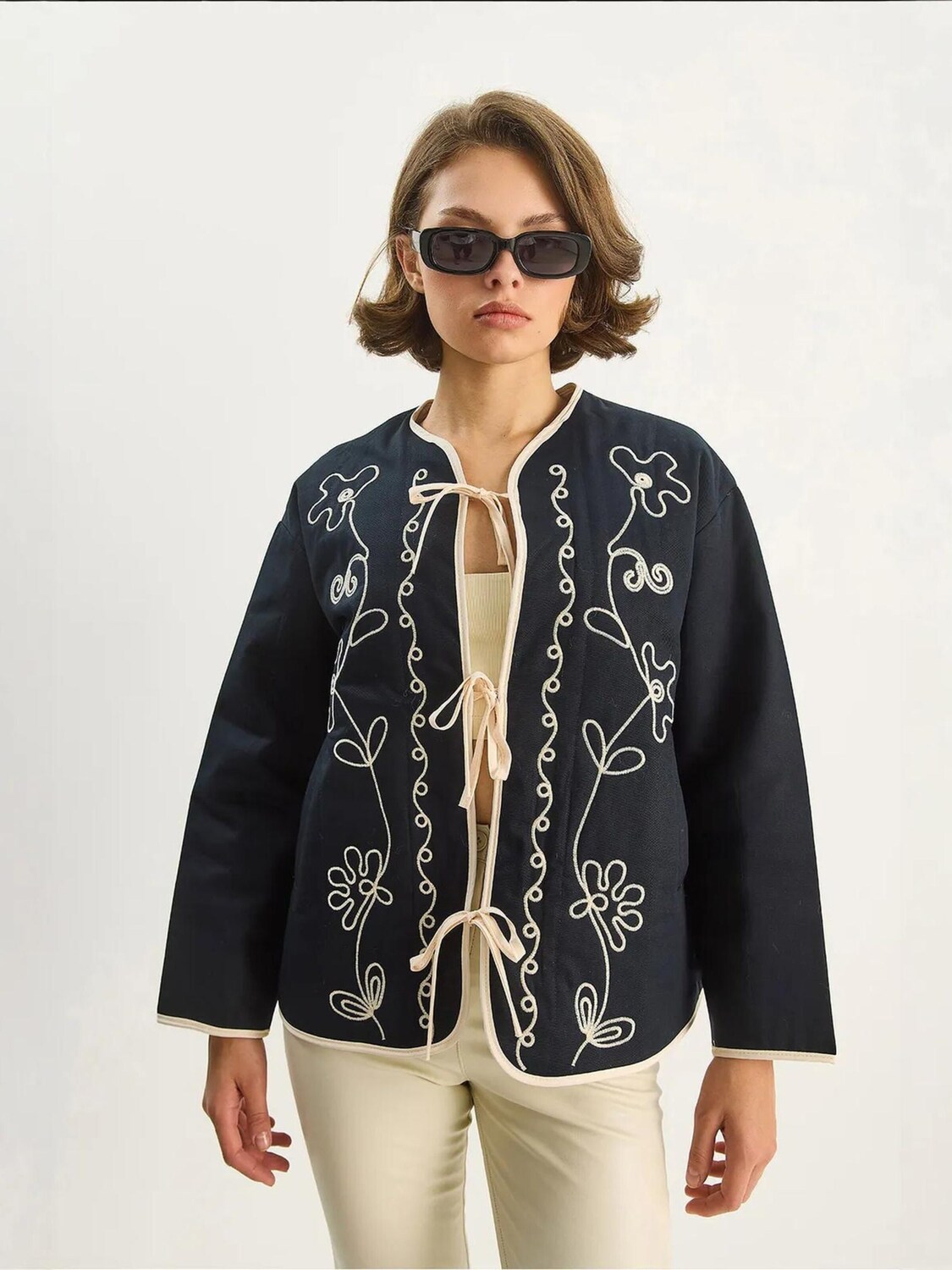 

Bianco Lucci Куртка для межсезонья в черном цвете