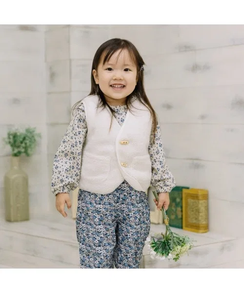 Жилет из овчины с карманами FirstCloset×mio, 80-95 см, натуральный