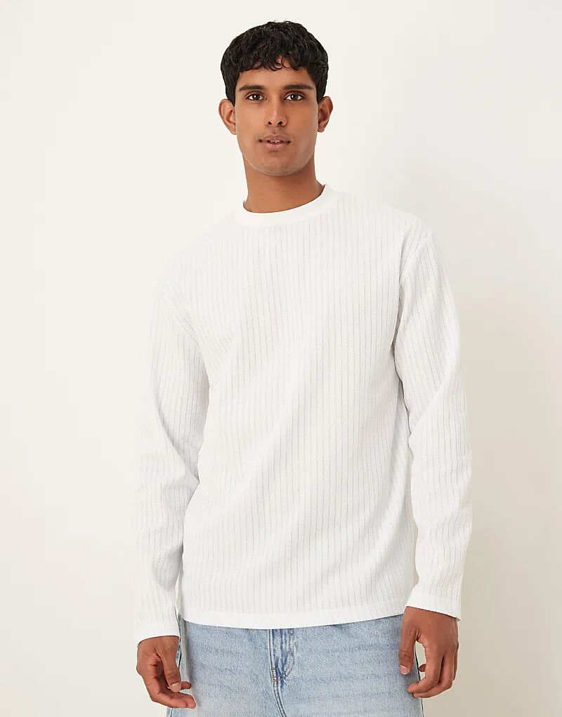 

Футболка свободного кроя с длинными рукавами ASOS DESIGN в фактурную синюю и кремово-белую полоску