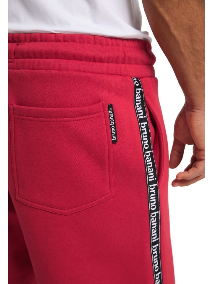 

Тканевые шорты Bruno Banani, красный
