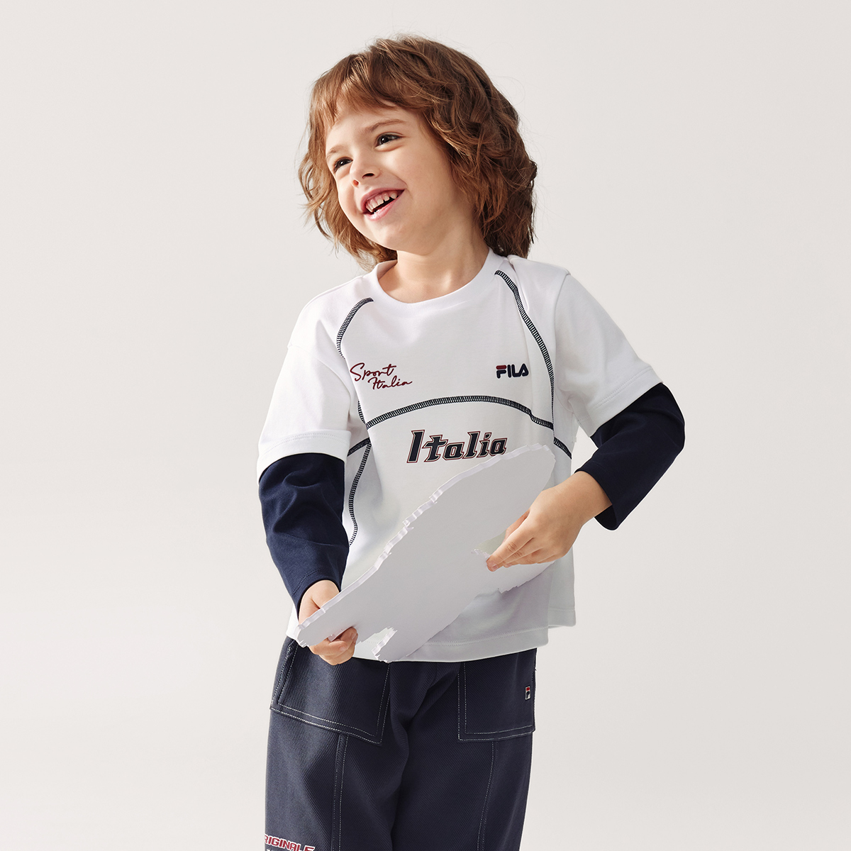 FILA KIDS Детская белая футболка с длинным рукавом — фото 4