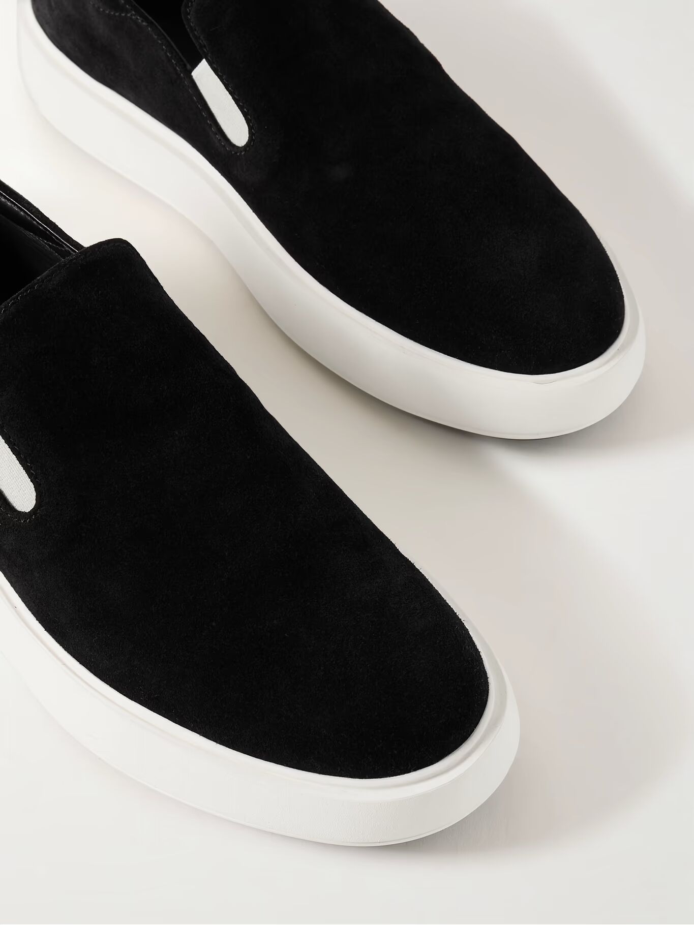 

Кроссовки-слипоны Zephyr Suede OFFICINE CREATIVE, черный