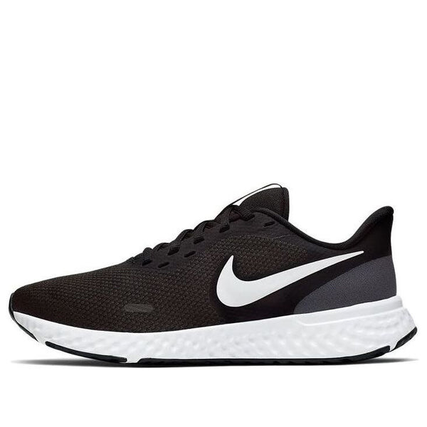 Революция кроссовок 5 Nike, черный