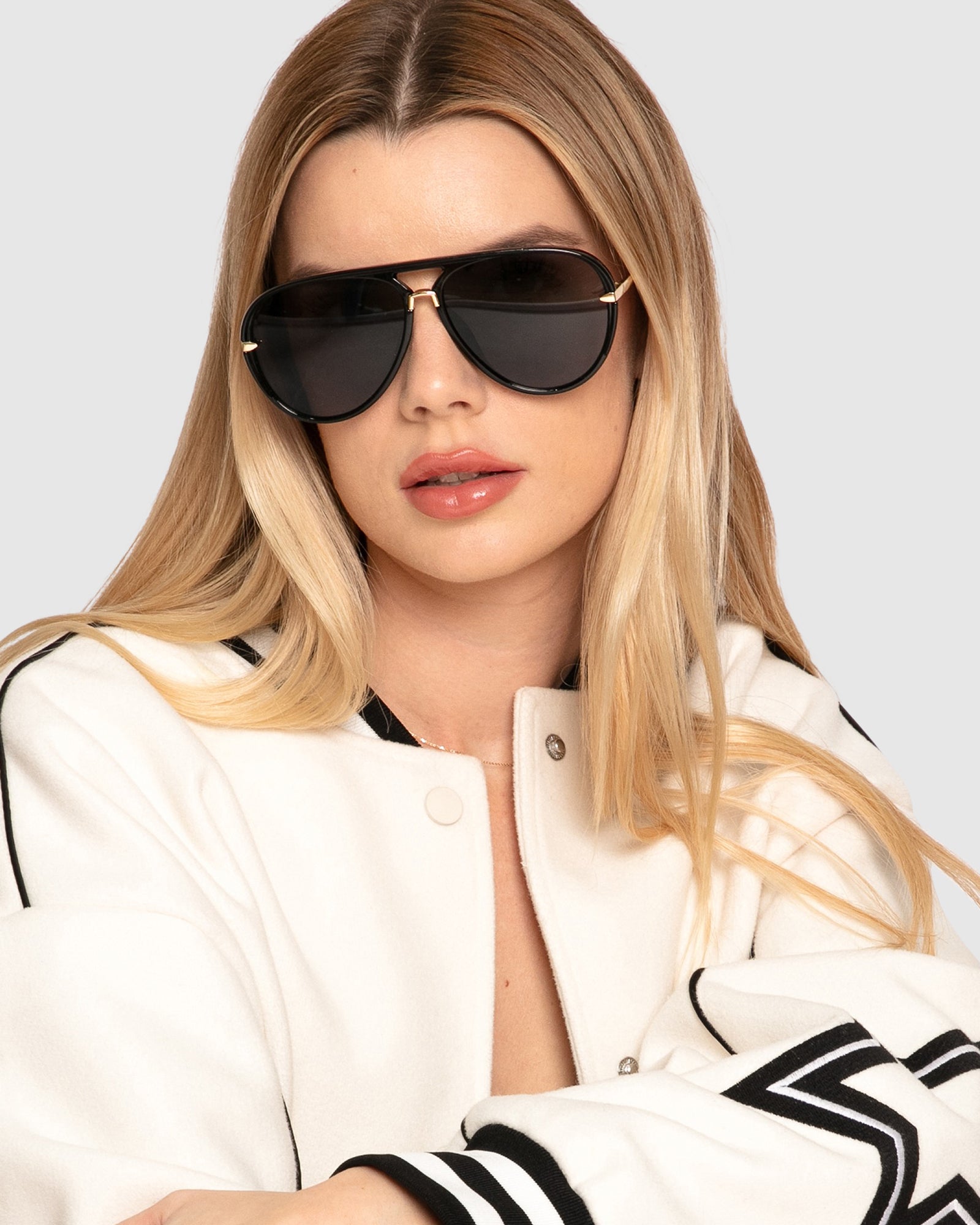 

Солнцезащитные очки Royal Aviator Belle&Bloom, черный