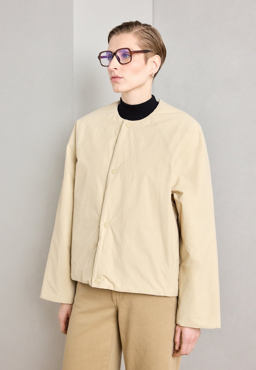 

Легкая куртка JACKET WOMAN Ecoalf, бежевый