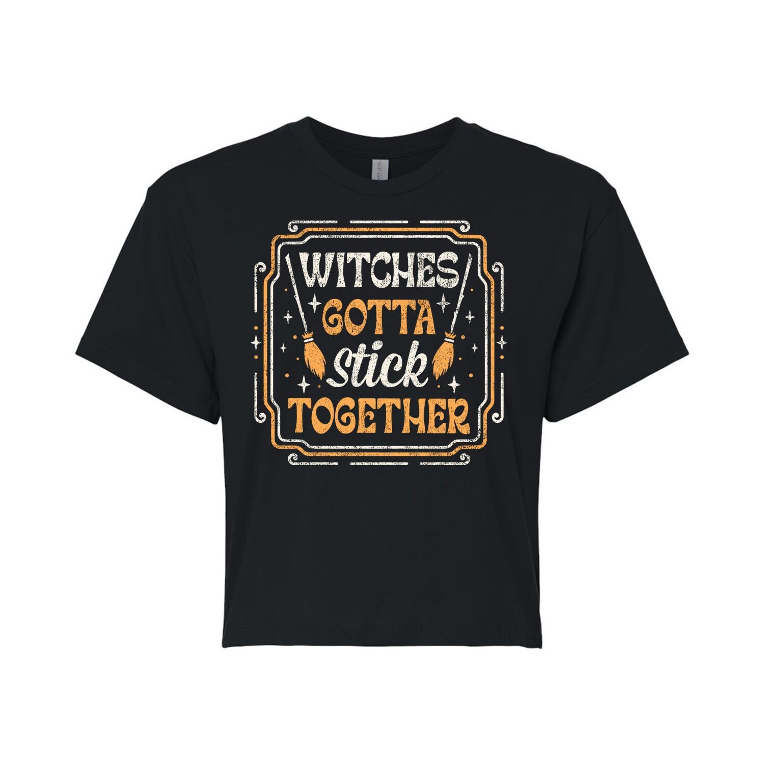 

Укороченная футболка Juniors' Witches Gotta Stick Together Licensed Character