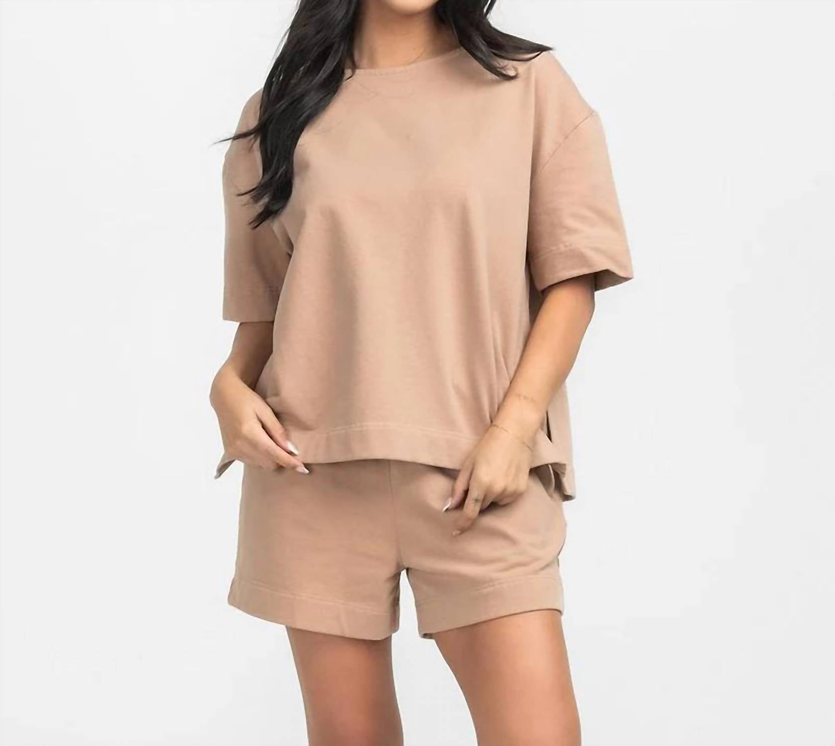 

Повседневная футболка в теплом серо-коричневом цвете Southern Shirt Company