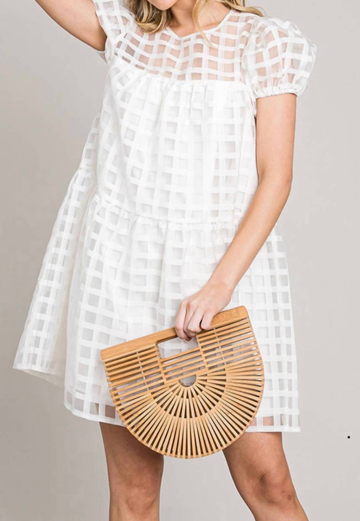 

Черный лейбл Organza платье ярусами в белом Cotton Bleu