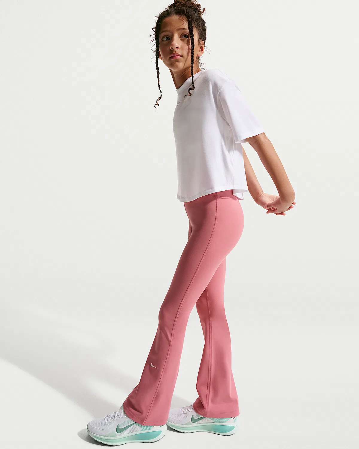 Детские леггинсы Nike One Dri-FIT с расклешенным низом, Peony/White — фото 4