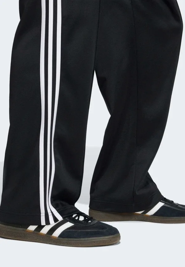 Спортивные штаны firebird оверсайз унисекс Adidas Originals, Black White — фото 4