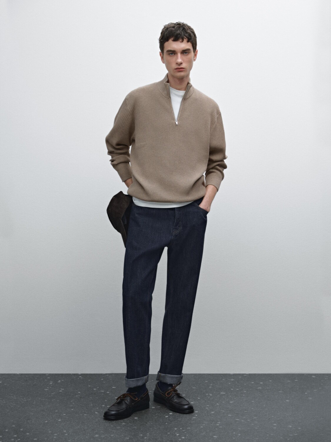 

Свитер с воротником-стойкой и застежкой-молнией Massimo Dutti, серый