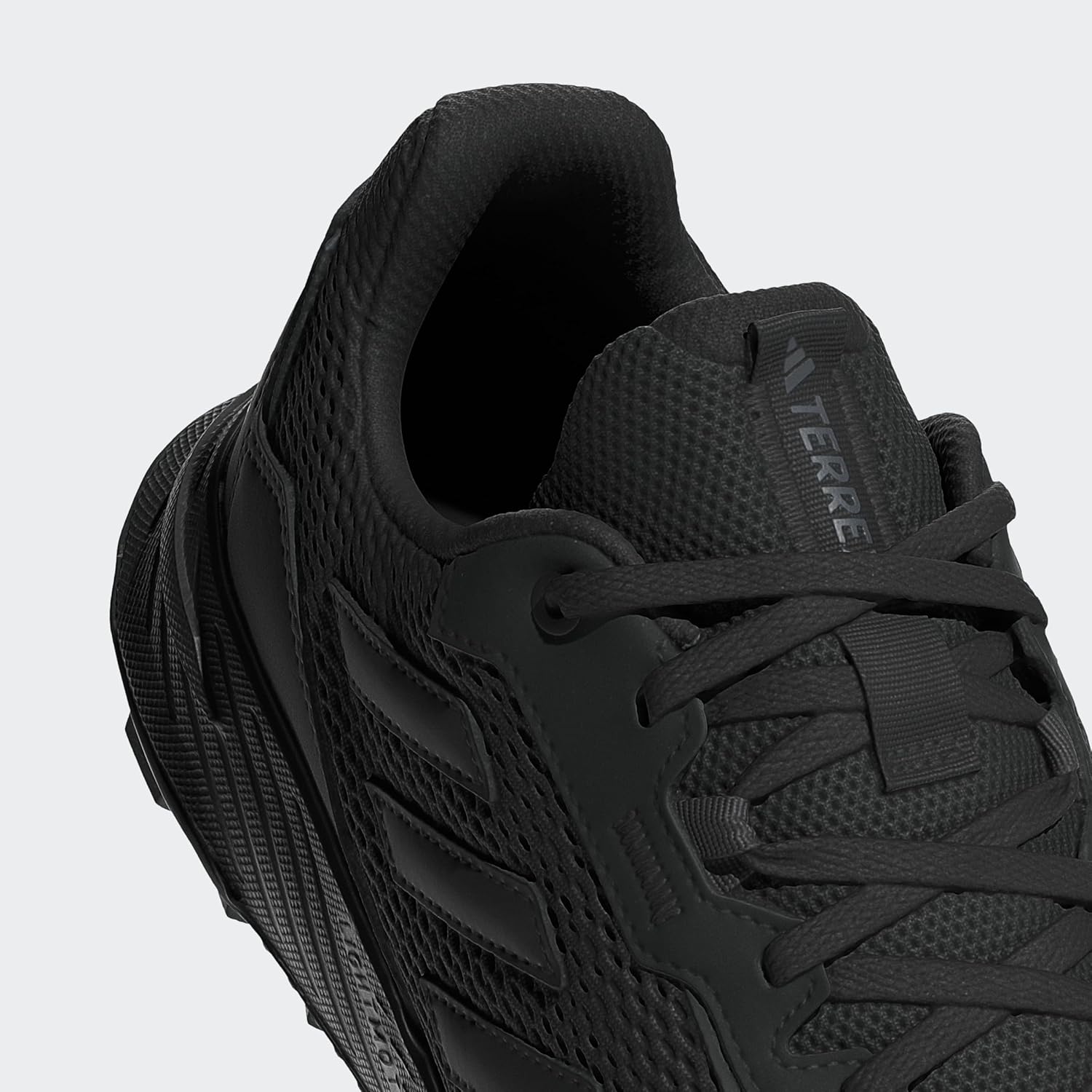 Мужские кроссовки Adidas Tracefinder для трейлраннинга, черный — фото 4