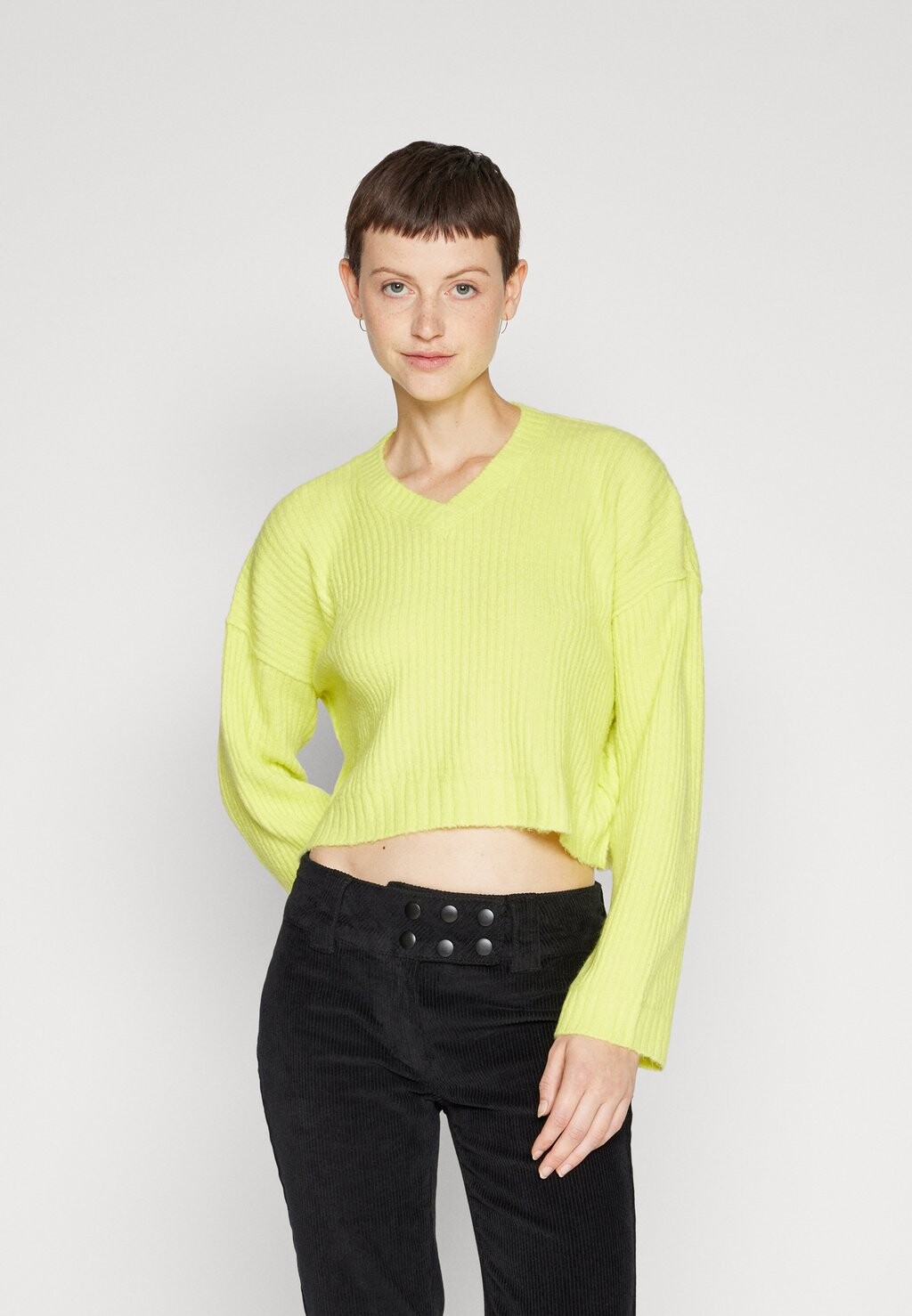 

Свитшот Even&Odd CROPPED VNECK, цвет lime