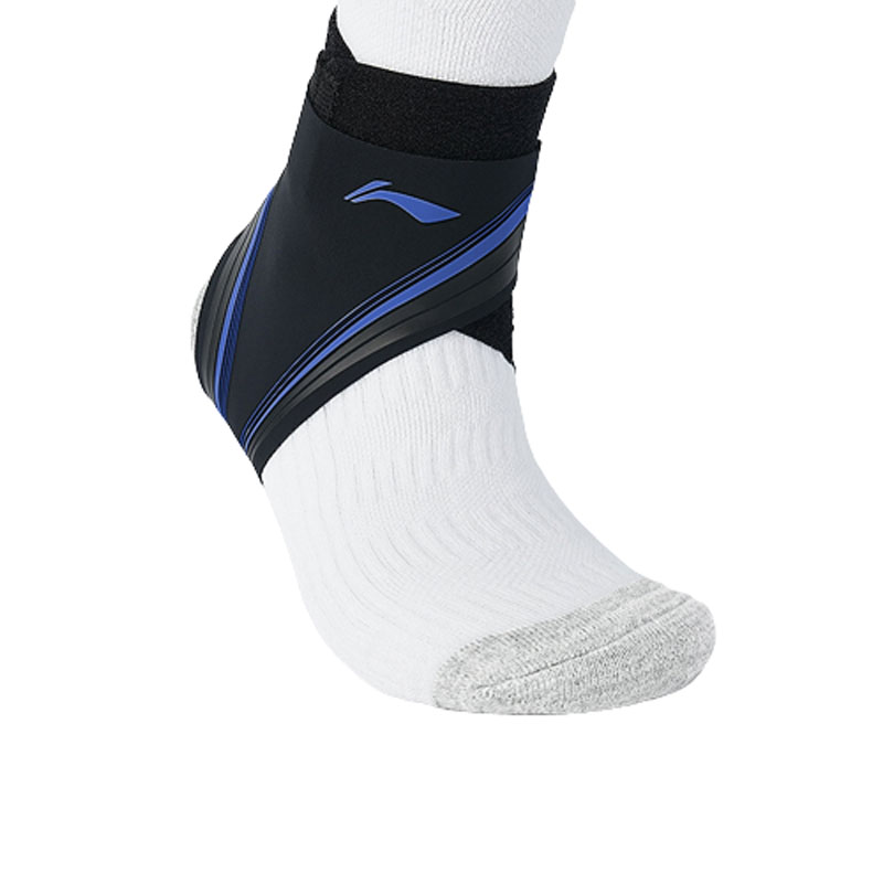 

Стабилизатор голеностопа для баскетбола и бега Unisex Polyamide One Size LINING, черный