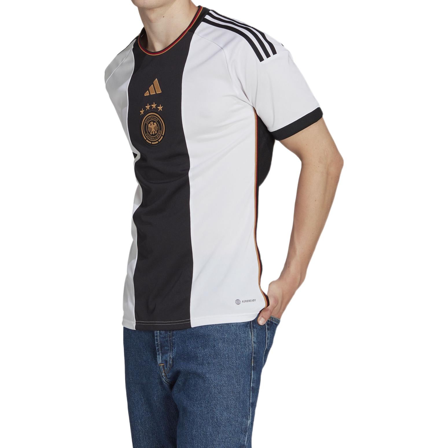 Футболка adidas Germany 2022-2023 World Cup Home Jersey HJ9606, белый — фото 3