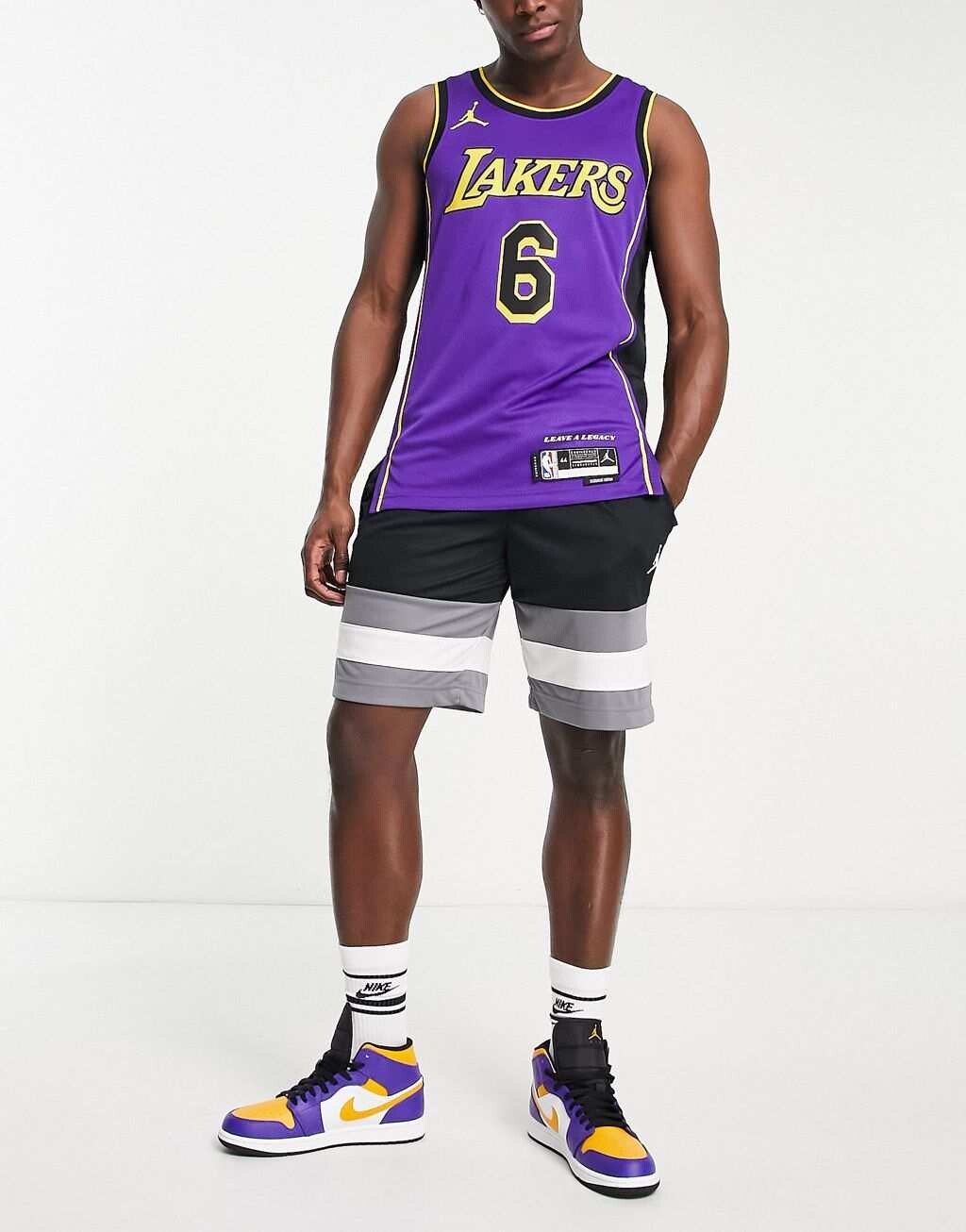 

Фиолетовый трикотажный жилет Nike Basketball NBA LA Lakers Dri-FIT Lebron James Icons