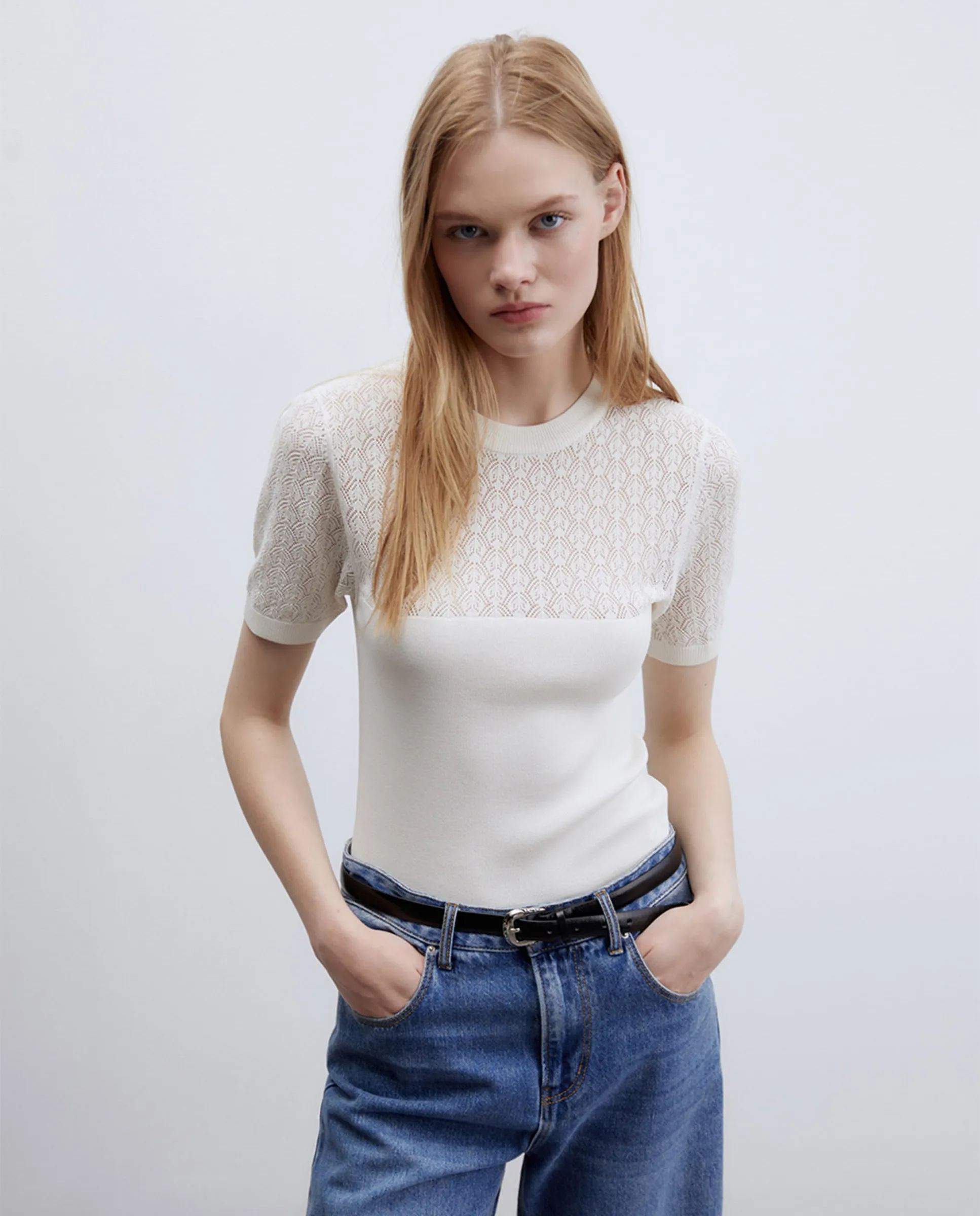 

Жилетка с ажурной кокеткой Sfera, белый