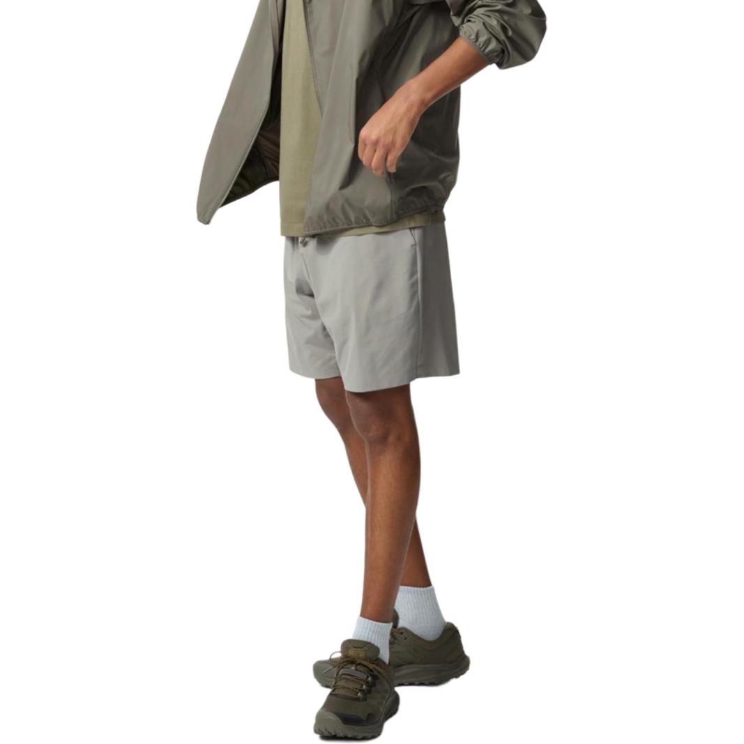 

UNIQLO Повседневные шорты унисекс бежевые