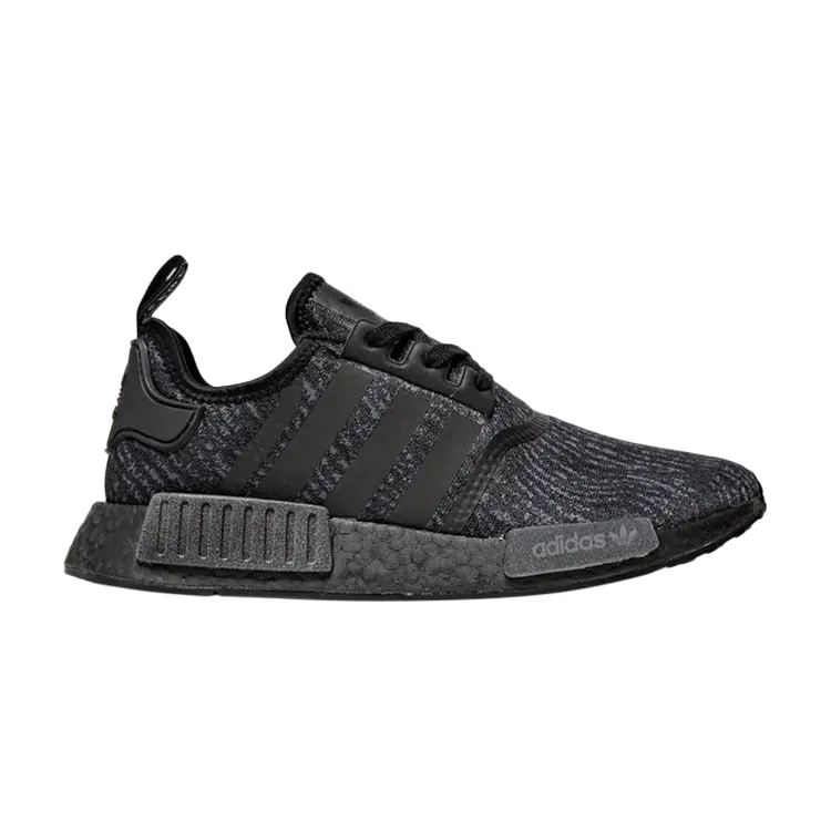 

Кроссовки Adidas NMD_R1 'Triple Black', черный