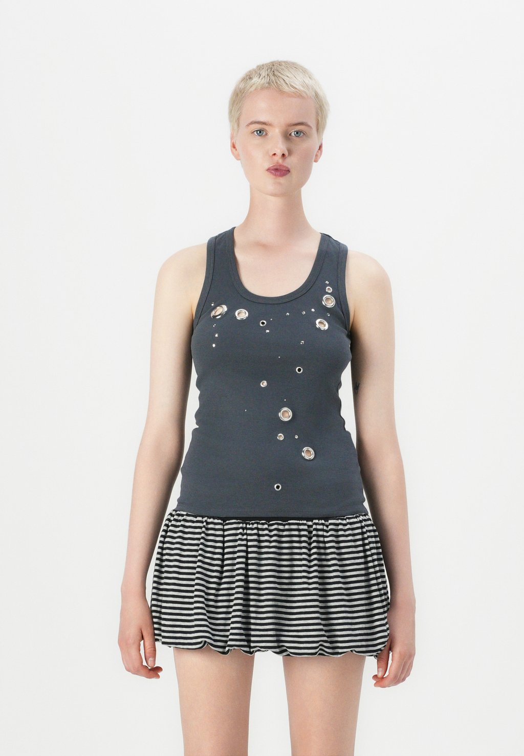 

Топ EYELET STUDDED VEST Jaded London, серый