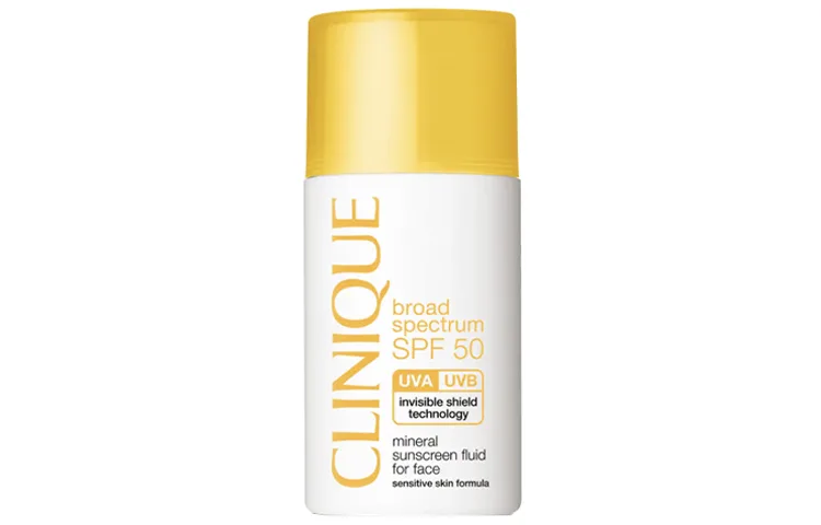 CLINIQUE Солнцезащитные средства и лосьоны унисекс, 30ml