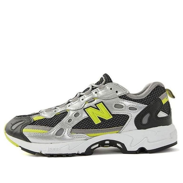 

Кроссовки 827 shoes серебристый желтый New Balance, черный