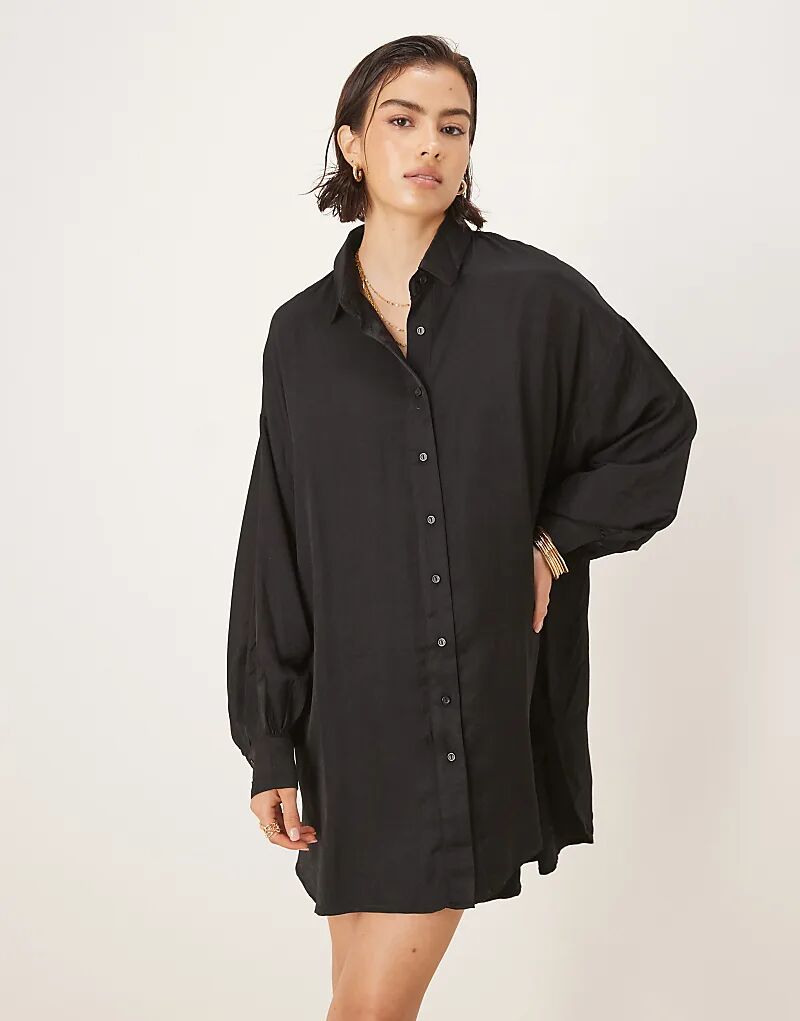 

Гламурное черное мини-платье черного цвета