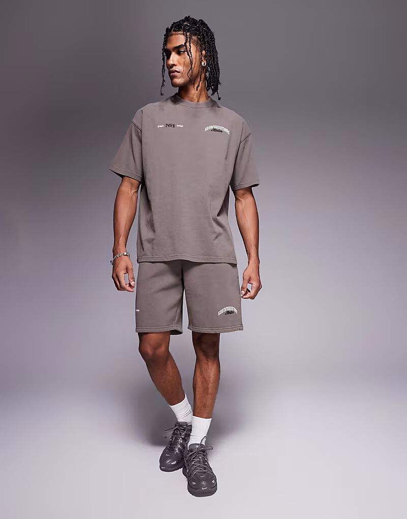 

Короткие шорты с логотипом Good For Nothing серо-коричневого цвета